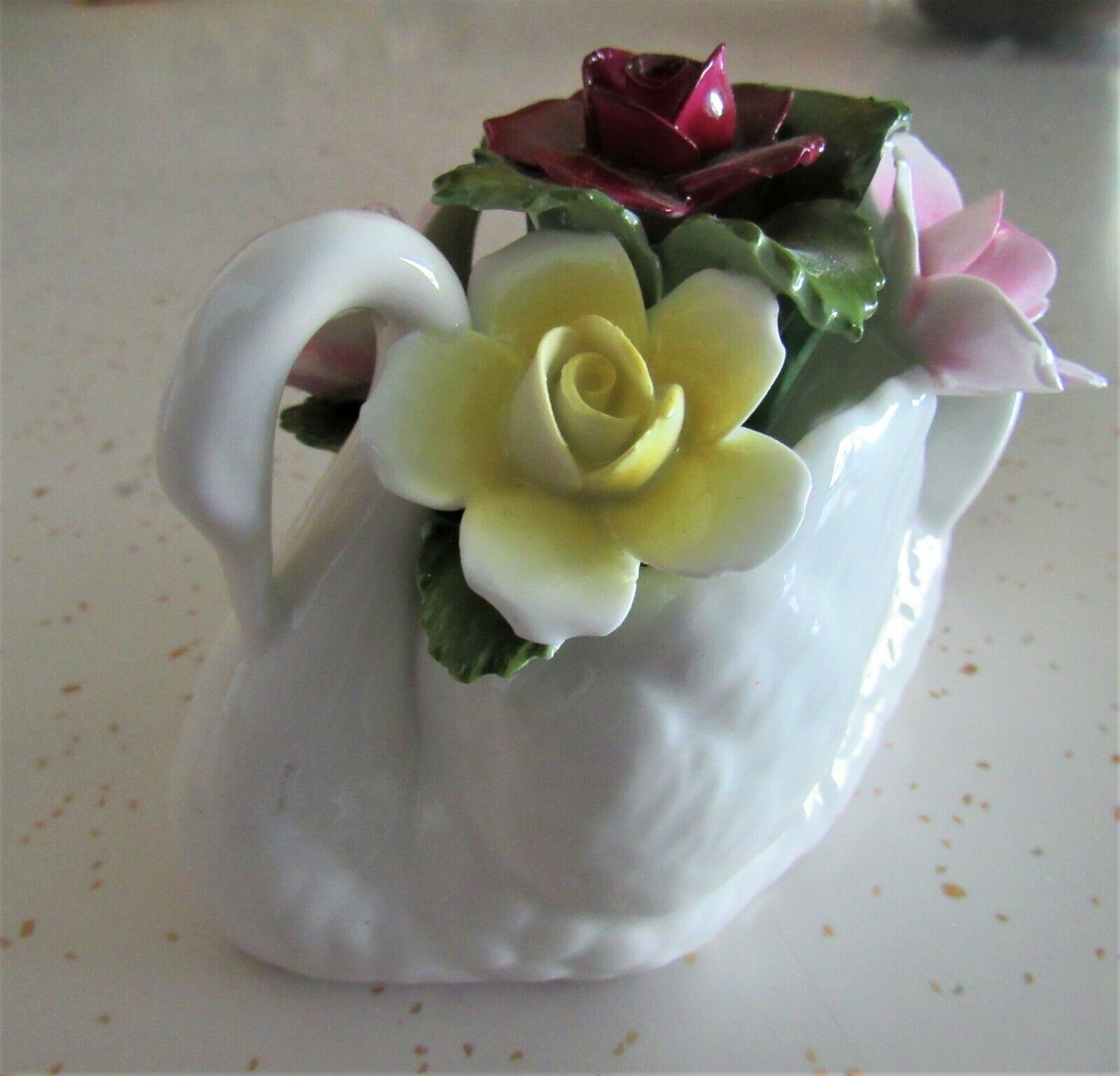 Aynsley Hand Modelled - Fine Bone China Rose Bouquet In Swan Vase